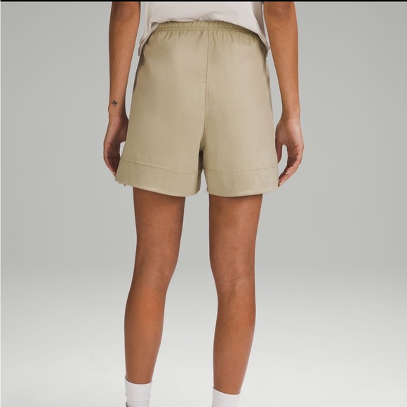 Cotton-Blend Poplin High-Rise Short 4” - Picture 3 of 11